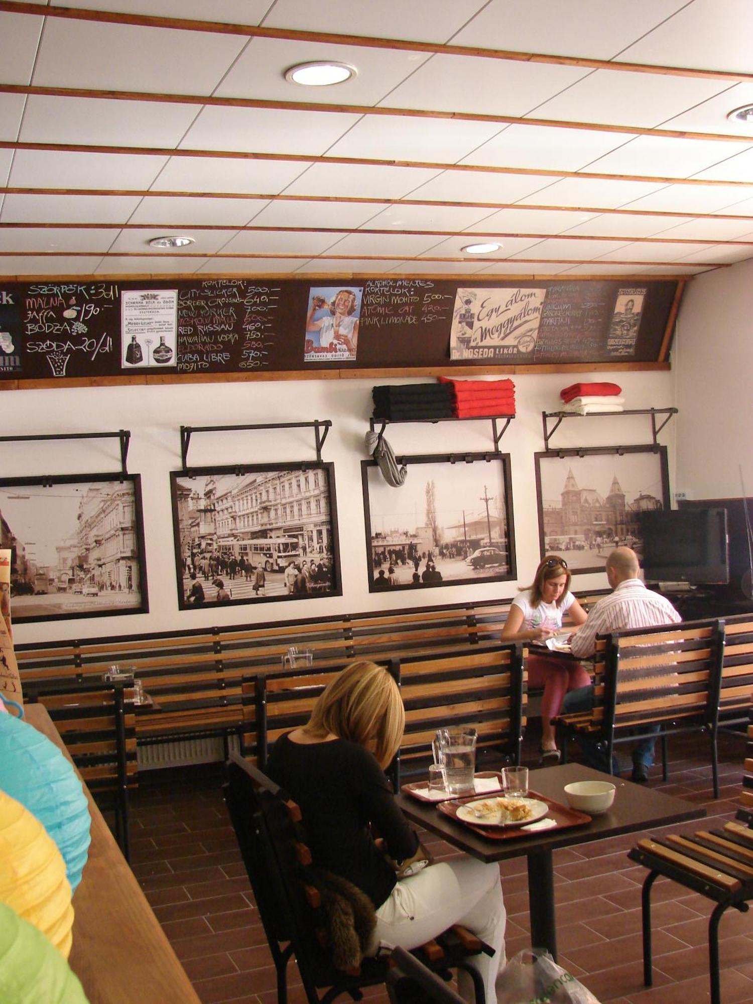 Promenade Panzio Bed & Breakfast Miskolc Exterior photo