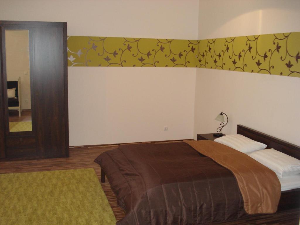 Promenade Panzio Bed & Breakfast Miskolc Room photo