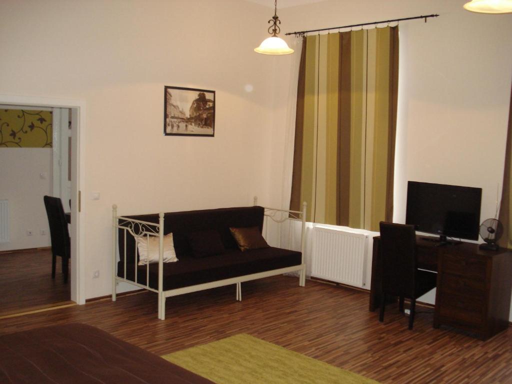 Promenade Panzio Bed & Breakfast Miskolc Room photo