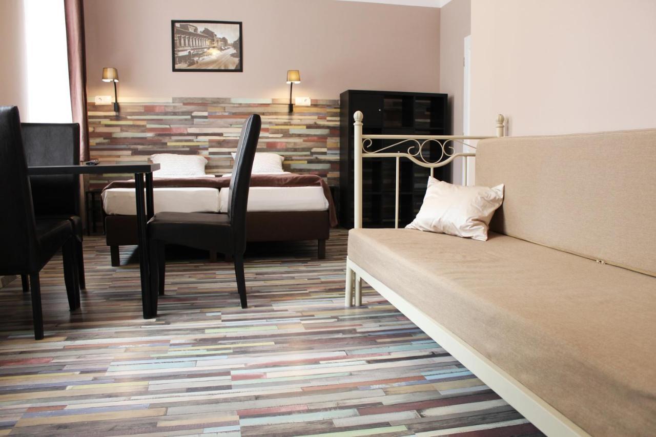 Promenade Panzio Bed & Breakfast Miskolc Exterior photo